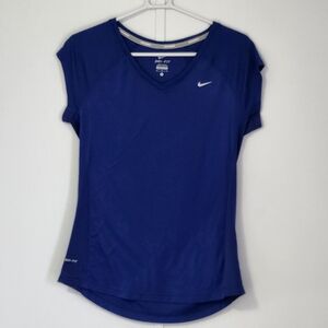 Nike Miler Drifit v-neck tee, women's medium, EUC.